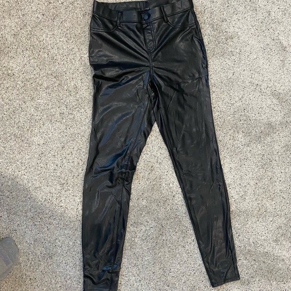 Time and Tru Pants - NWOT Faux leather leggings
